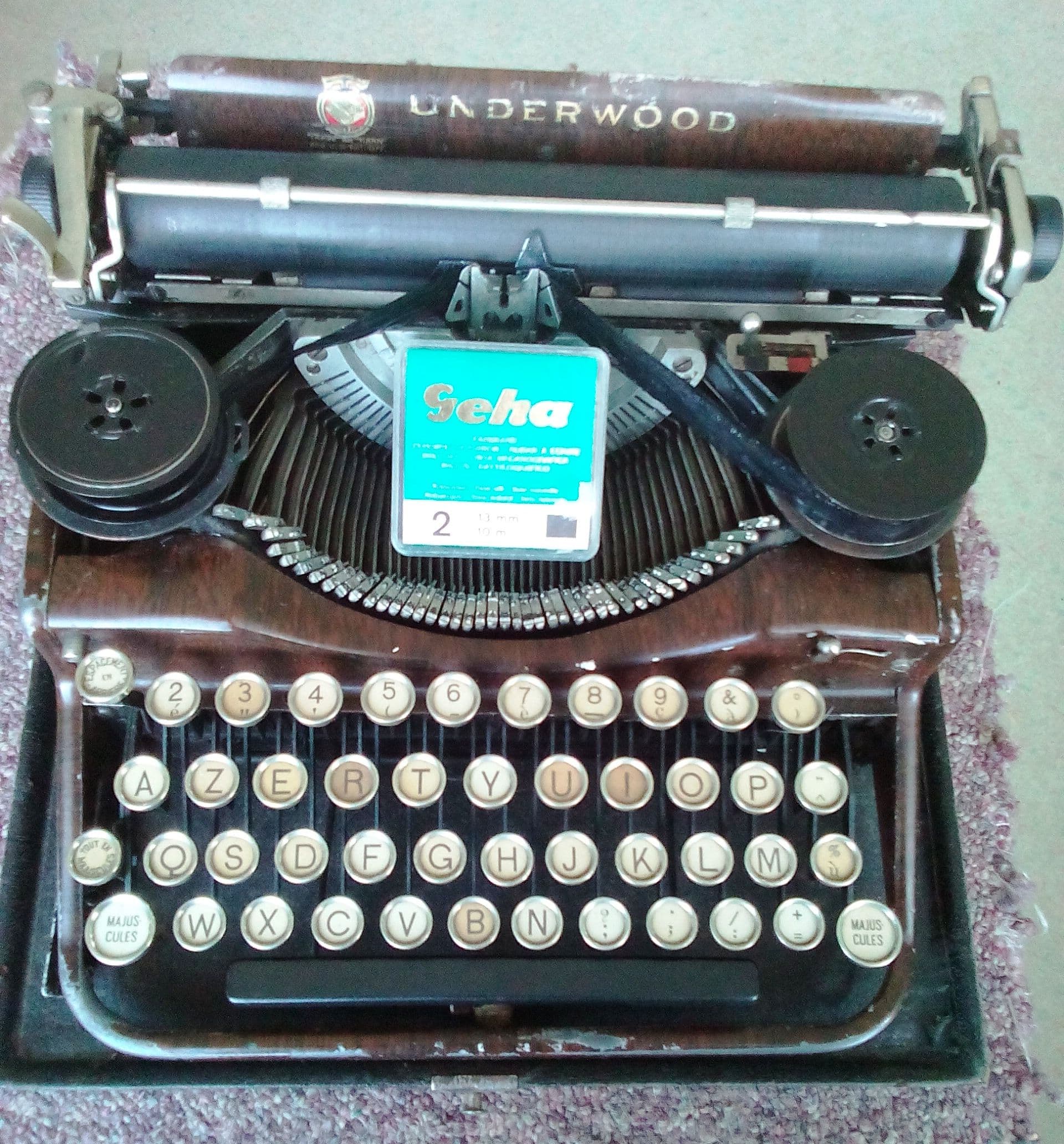 Machine à écrire Underwood Portable 4 Bank