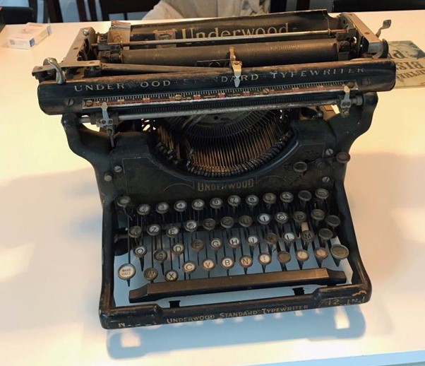 machine à écrire underwood 3