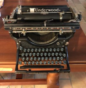 Machine à écrire Underwood N°12 Standard Typewriter