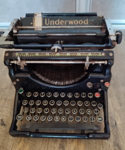 machine a ecrire ancienne underwood